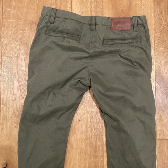 Men’s Burton chino pants army green size 32 - Picture 2 of 12